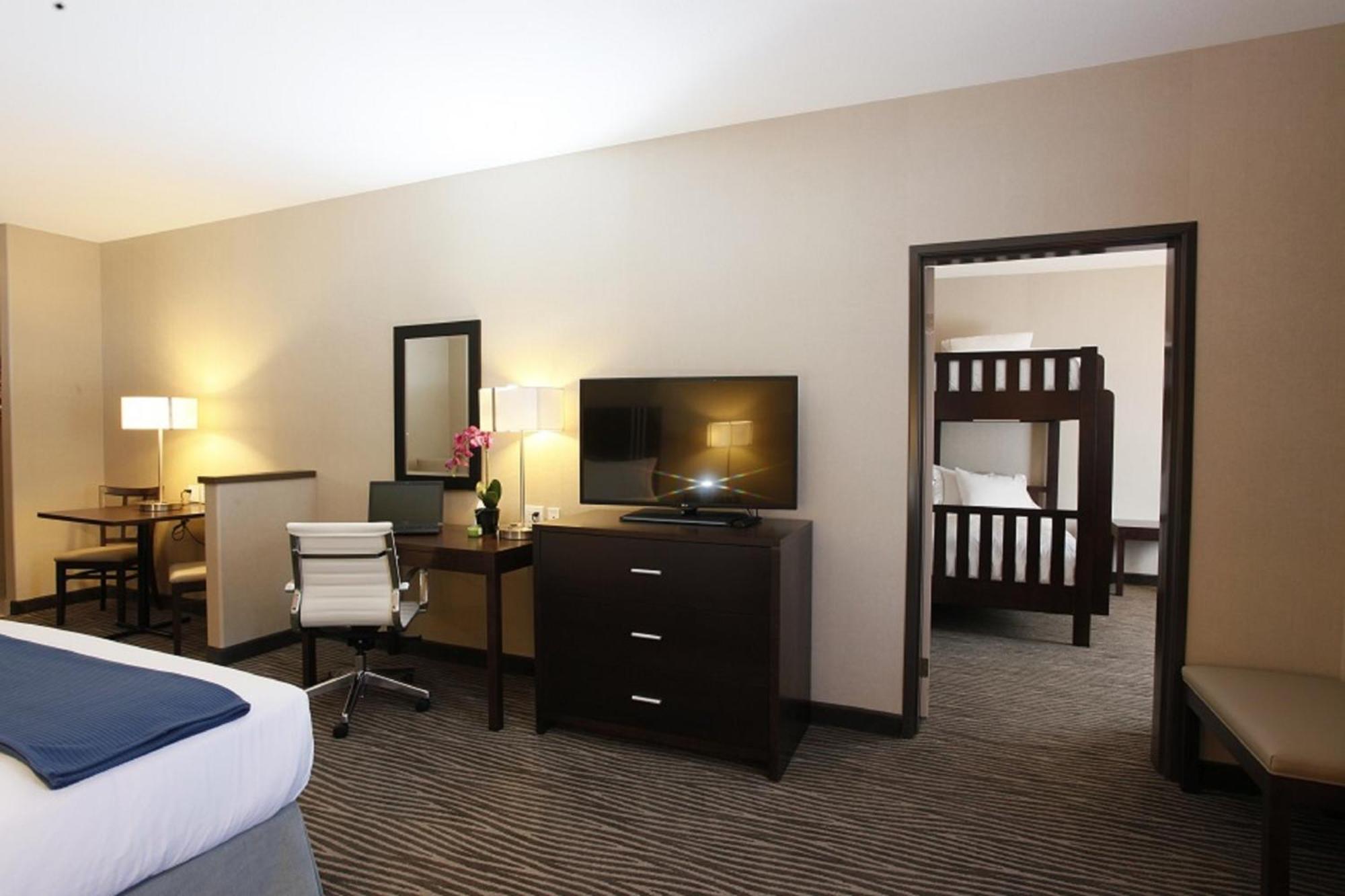 Holiday Inn Express Fort St John By Ihg Fort St. John Exteriér fotografie