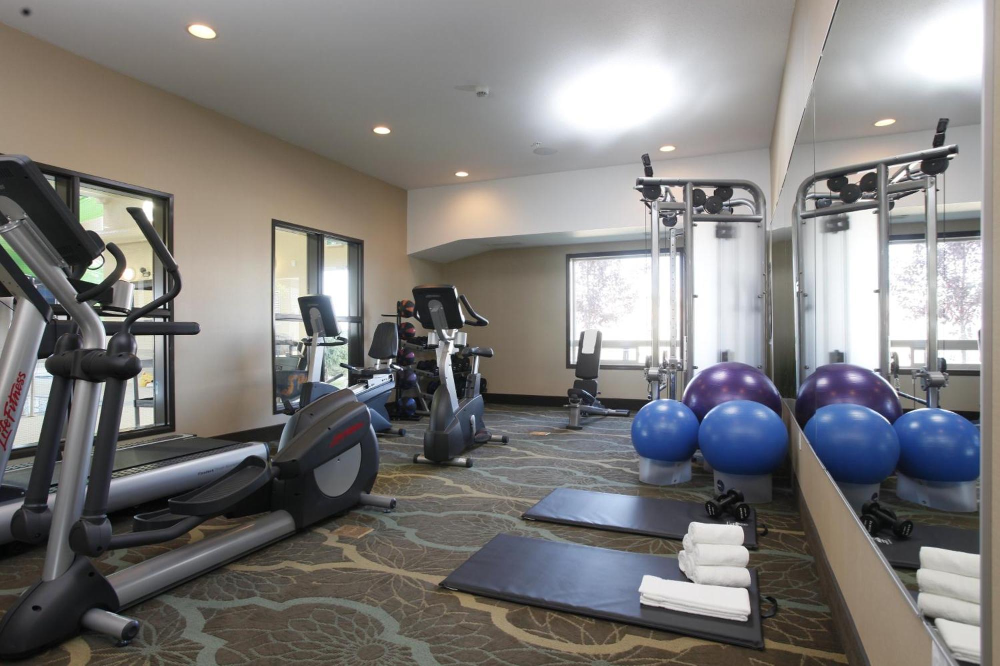 Holiday Inn Express Fort St John By Ihg Fort St. John Exteriér fotografie