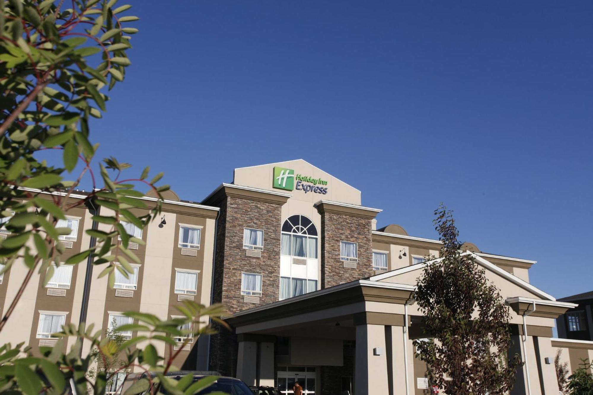 Holiday Inn Express Fort St John By Ihg Fort St. John Exteriér fotografie